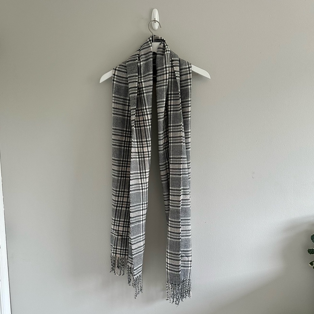 Abercrombie & Fitch Pink & Gray Plaid Long Scarf